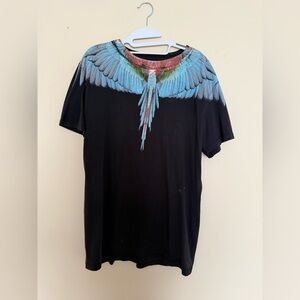 Marcelo Burlon Black Tee with Vibrant Wing Design